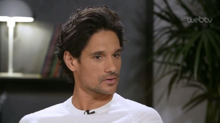 Πάνος Βλάχος: Η γνωριμία του με τον Τομ Χανκς και τον Αλεξάντερ Πέιν και η συμμετοχή του σε σειρά του Netflix – ΒΙΝΤΕΟ