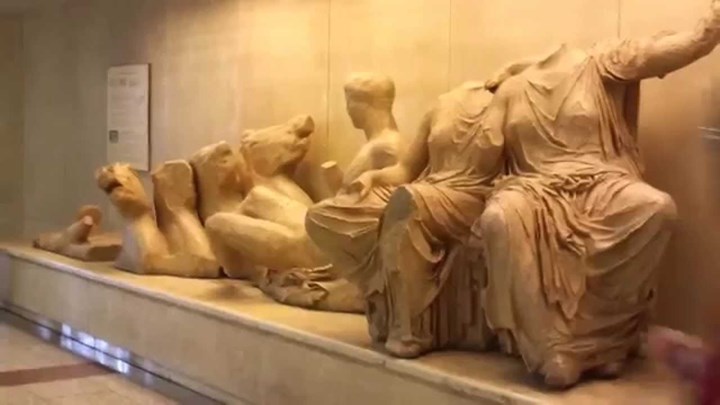 Βανδαλισμοί στο μετρό της Ακρόπολης: Σε 56 προσαγωγές προχώρησε η Αστυνομία