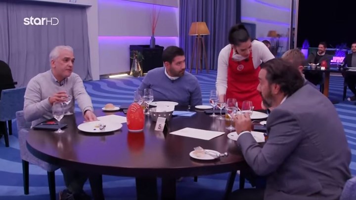 Masterchef: Έξαλλοι οι καλεσμένοι με το λάθος της κόκκινης ομάδας – Δείτε τι συνέβη – ΒΙΝΤΕΟ