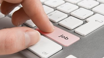 Νέο πρόγραμμα κοινωφελούς εργασίας για 36.500 ανέργους: Πότε αρχίζουν οι αιτήσεις