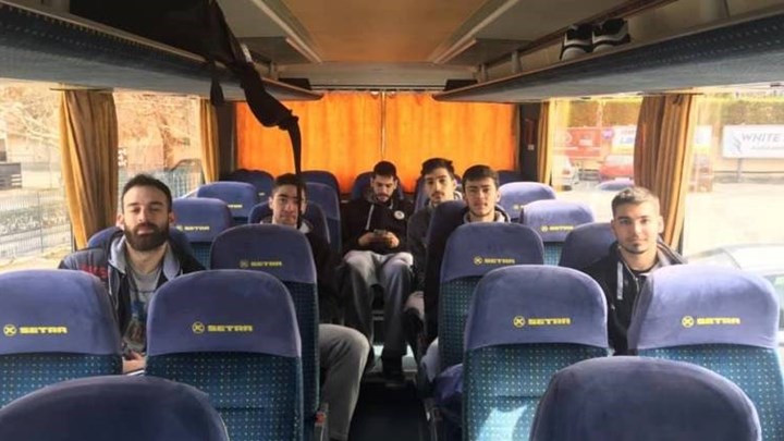 Απόλλων Πάτρας: Με οκτώ παίκτες στον αγώνα με τον Ολυμπιακό στο ΣΕΦ λόγω… ασθένειας – ΦΩΤΟ