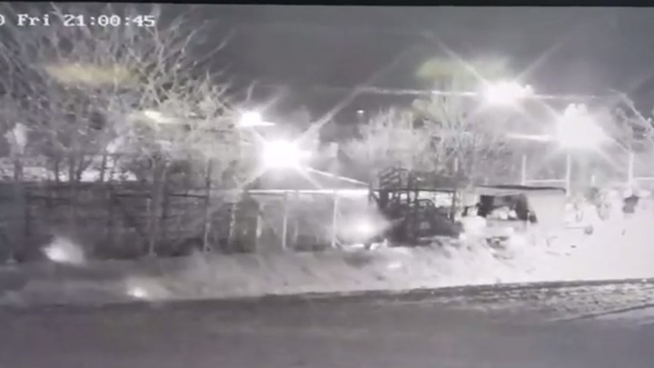 Έβρος: Τουρκικό τεθωρακισμένο προσπαθεί να γκρεμίσει τον φράχτη – Βίντεο ντοκουμέντο