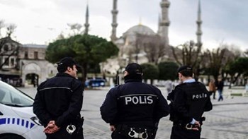 Τουρκία: Οι Αρχές απέλασαν δύο Γερμανούς υπηκόους για σχέσεις με τρομοκρατία