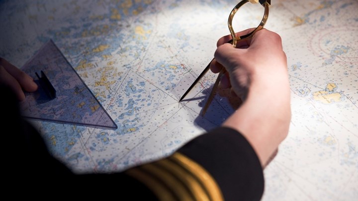 Κορονοϊός: Αναστέλλεται η λειτουργία των δημοσίων σχολών του Εμπορικού Ναυτικού