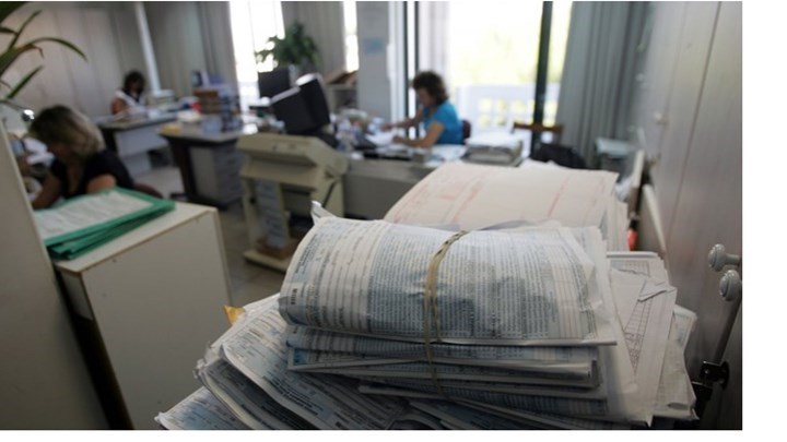 Κορονοϊός: Τι αλλάζει από Δευτέρα στις συναλλαγές με τις εφορίες