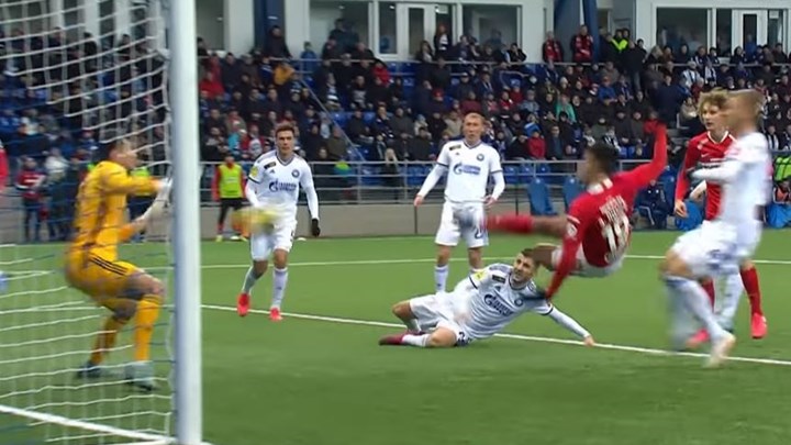 Εζεκιέλ Πόνσε: Τρομερό γκολ με βολ πλανέ – ΒΙΝΤΕΟ