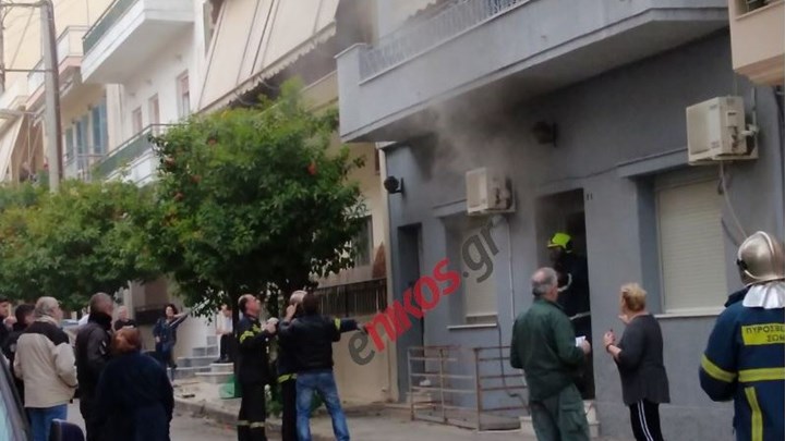 Κορυδαλλός: Φωτιά σε ισόγειο διαμέρισμα – ΦΩΤΟ και ΒΙΝΤΕΟ αναγνώστη