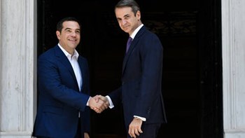 Κορονοϊός: Επαφές Μητσοτάκη με τους πολιτικούς αρχηγούς – Τη Δευτέρα συνάντηση με Τσίπρα