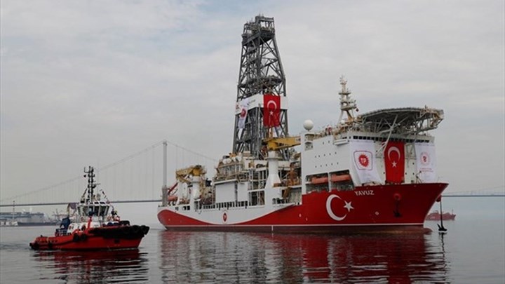 Τουρκία: Έφτασε το τρίτο πλωτό γεωτρύπανο – Σε προληπτική καραντίνα το πλήρωμα λόγω κορονοϊού