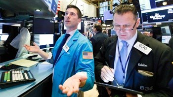 Κορονοϊός: Νέα “βουτιά” στη Wall Street – Διακοπή της διαπραγμάτευσης για 15 λεπτά