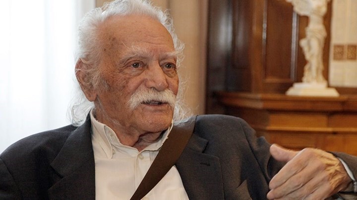 Στο νοσοκομείο ο Μανώλης Γλέζος