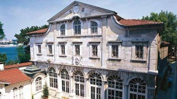 Οικουμενικό Πατριαρχείο: Αναστέλλονται θρησκευτικές ιερουργίες και τελετές μέχρι τέλους Μαρτίου