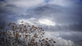 Καιρός: Βροχές μικρής διάρκειας σήμερα – Αναλυτικά η πρόγνωση