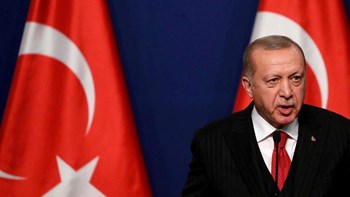 Κορονοϊός – Τουρκία: Ο Ερντογάν αναβάλλει όλες τις εκδηλώσεις μέχρι τα τέλη Απριλίου