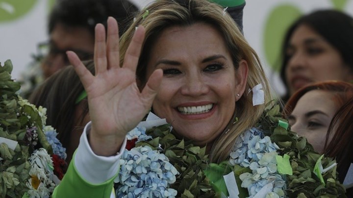 Κορονοϊός: Αναβάλλονται οι εκλογές στη Βολιβία