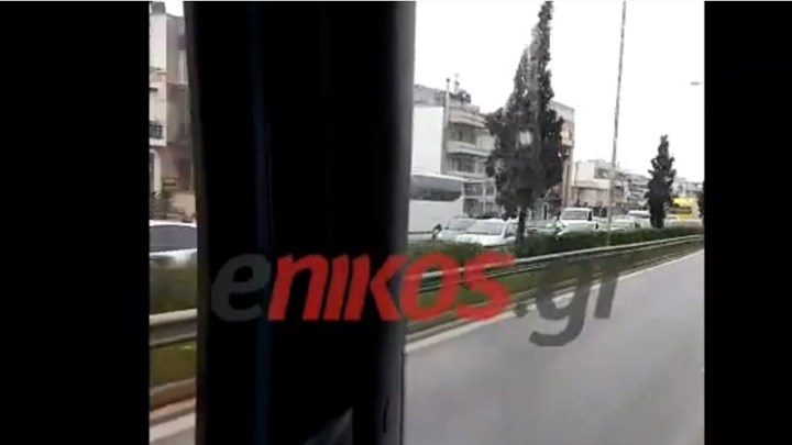 Απαγόρευση κυκλοφορίας: “Έμφραγμα” στην Αθηνών – Λαμίας λόγω των μπλόκων της αστυνομίας – ΒΙΝΤΕΟ