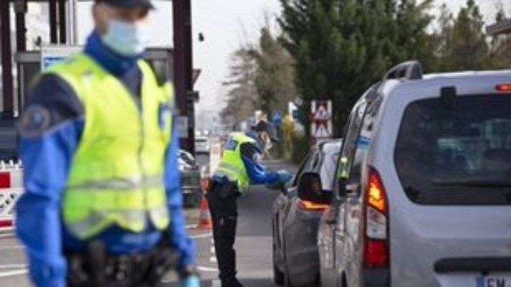 Κορονοϊός: Περισσότερα από 1.000 νέα κρούσματα στην Ελβετία μέσα σε μία μέρα