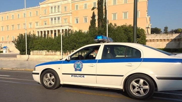 Κορονοϊός – Απαγόρευση κυκλοφορίας: Το νέο ηχητικό μήνυμα της Αστυνομίας – ΒΙΝΤΕΟ