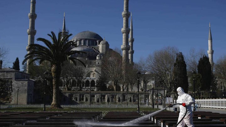 Κορονοϊός: Στους 92 οι νεκροί στην Τουρκία