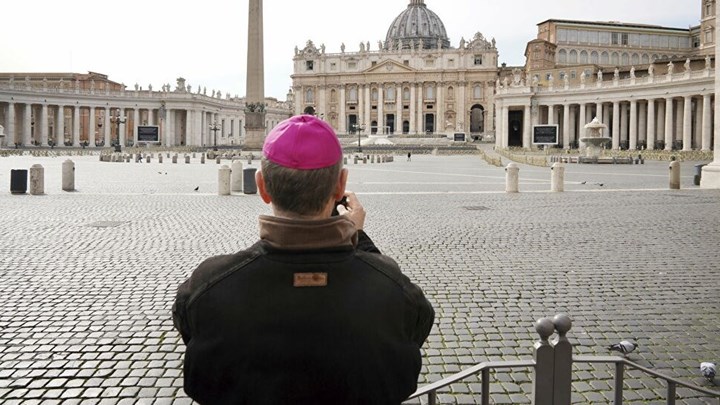 Κορονοϊός-Βατικανό: Δεκάδες ιερείς νεκροί – Χωρίς πιστούς θα γίνουν οι λειτουργίες του Πάσχα