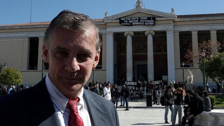 Η Σύγκλητος του ΕΚΠΑ ευχαριστεί γιατρούς, νοσηλευτές και ειδικούς στην πληροφορική