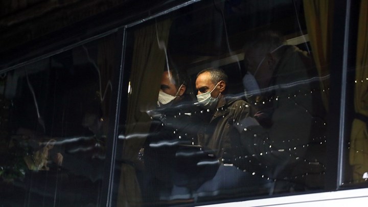 Κορονοϊός: Επέστρεψαν οι 32 Έλληνες από την Κωνσταντινούπολη – ΦΩΤΟ