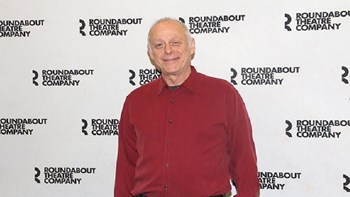 Κορονοϊός: Πέθανε ο ηθοποιός Μαρκ Μπλουμ