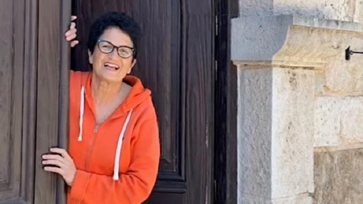 Μένουμε Σπίτι – Άλκηστις Πρωτοψάλτη: Μην παίζουμε τη ζωή μας κορονοϊό ή γράμματα – ΒΙΝΤΕΟ