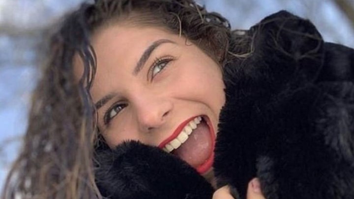 Κορονοϊός: Συγκλονίζει η αδελφή της 16χρονης που πέθανε στη Γαλλία – “Είχε λίγο βήχα”