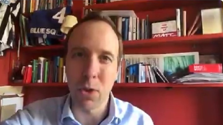 Κορονοϊός: Θετικός και ο υπουργός Υγείας της Βρετανίας – ΒΙΝΤΕΟ