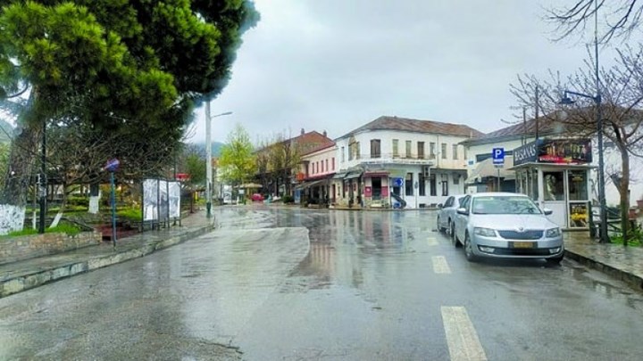 Κορονοϊός: Τα ευτράπελα των μέτρων – Επικός… κτηνοτρόφος και πολίτης με κότες