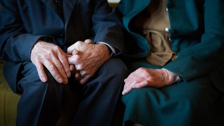 Κορονοϊός: Τα γηροκομεία εκπέμπουν SOS – Τα μέτρα προστασίας και τα αιτήματα των εργαζομένων