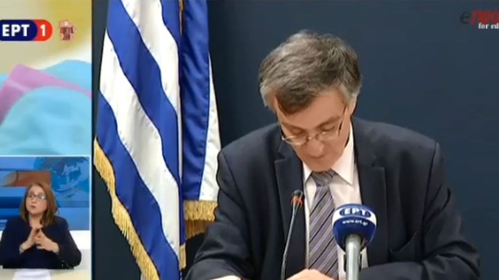 Το συγκινητικό αντίο του Σωτήρη Τσιόδρα στον Μανώλη Γλέζο – ΒΙΝΤΕΟ