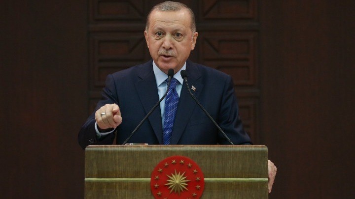 Ερντογάν: Η Τουρκία πρέπει να “συνεχίσει να λειτουργεί υπό οποιεσδήποτε συνθήκες”