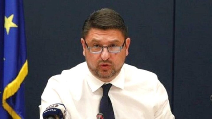 Χαρδαλιάς: Απαράδεκτη η εικόνα έξω από τις τράπεζες – BINTEO