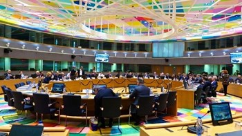 Eurogroup: Στόχος να συνεχισθεί μετά τα μεσάνυχτα