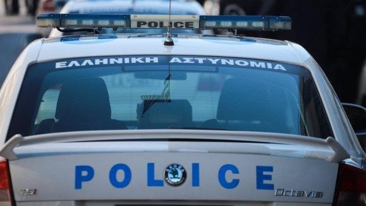 Κρήτη: Εφιαλτικές στιγμές για ηλικιωμένη στα χέρια ληστών μέσα στο σπίτι της