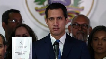 Βενεζουέλα: Ο Γκουαϊδό κλήθηκε από τον εισαγγελέα – Έρευνα για απόπειρα πραξικοπήματος