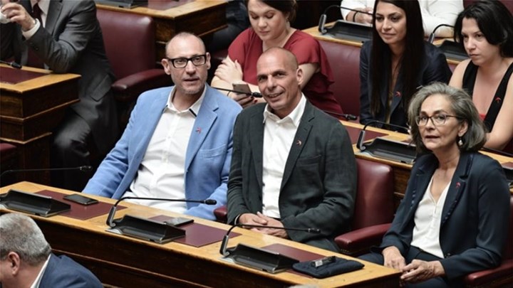 Οι βουλευτές του ΜέΡΑ25 διαθέτουν το 50% του μισθού τους σε τρία νοσοκομεία