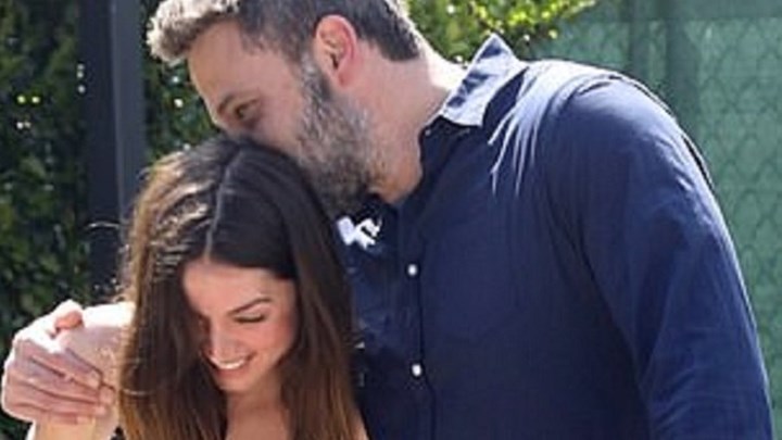 Ερωτοχτυπημένος έφηβος ο Μπεν Άφλεκ – ΦΩΤΟ