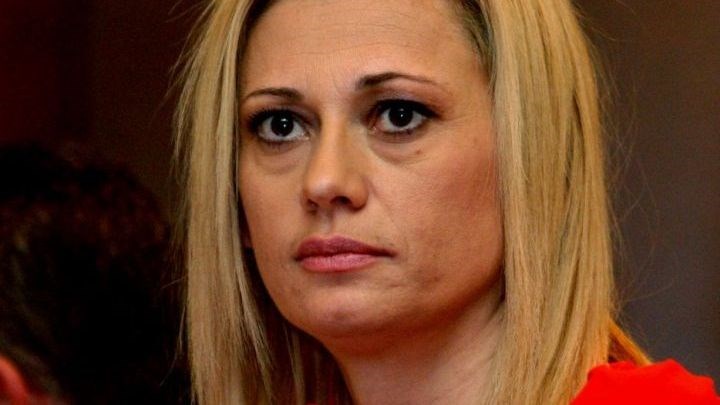 Κορονοϊός – Ραχήλ Μακρή: Εγώ θα κοινωνήσω, κανείς δεν μπορεί να μου το απαγορεύσει