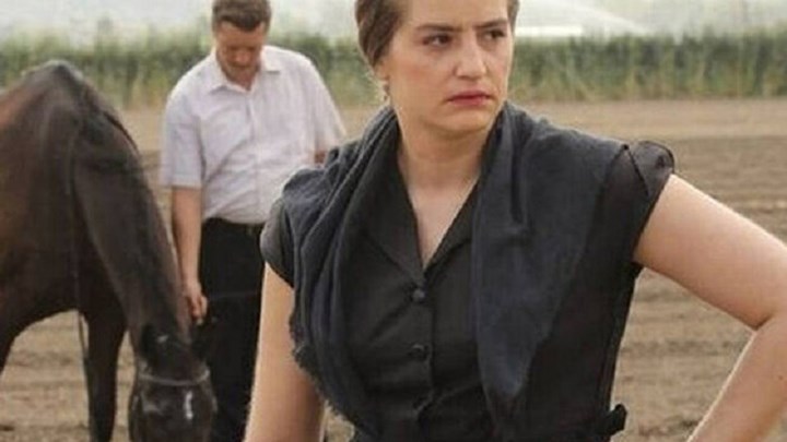 Άγριες Μέλισσες: Θανάσιμος κίνδυνος για τη Λενιώ – Ποιος θα καταφέρει να τη σώσει