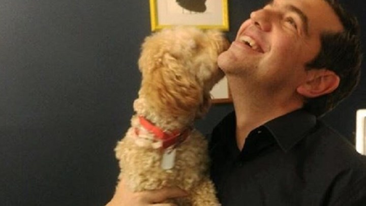 Οι φωτογραφίες του Αλέξη Τσίπρα αγκαλιά με την Κάρμεν