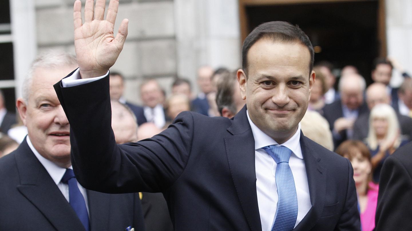 Κορονοϊός: Ο πρωθυπουργός της Ιρλανδίας θα προσφέρει τις υπηρεσίες του στο εθνικό σύστημα υγείας