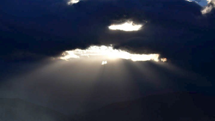 Copernicus: Ασυνήθιστη μίνι-τρύπα του όζοντος πάνω από την Αρκτική