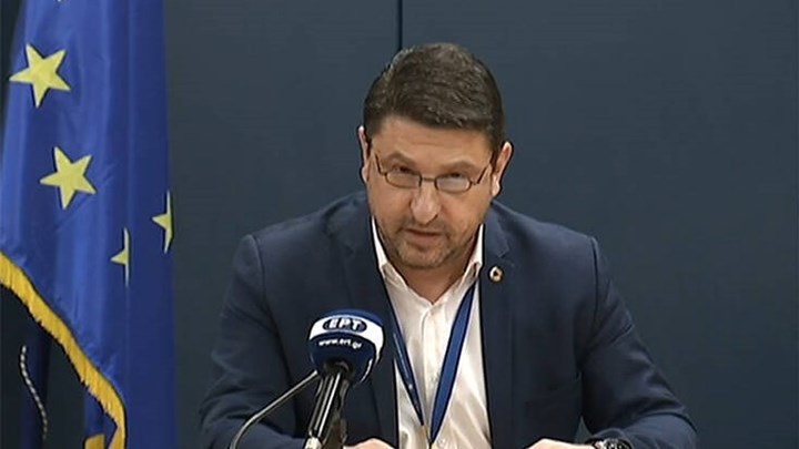 Χαρδαλιάς: Σε καραντίνα τα πληρώματα 30 σκαφών που έχουν δέσει στο Λαύριο – ΒΙΝΤΕΟ