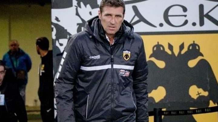 Αυτή είναι η άποψη του Μάσιμο Καρέρα για τον Κώστα Τσιμίκα