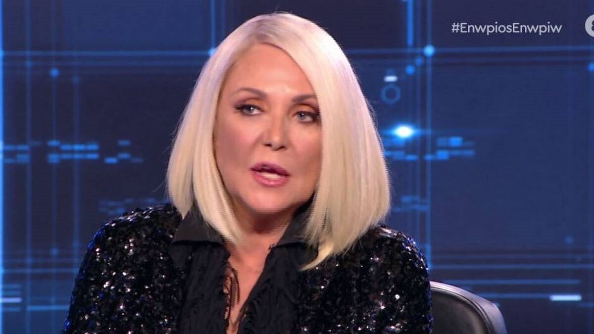 Η αντίδραση της Ρούλας Κορομηλά σε όσα είπε για εκείνη ο Τάκης Ζαχαράτος