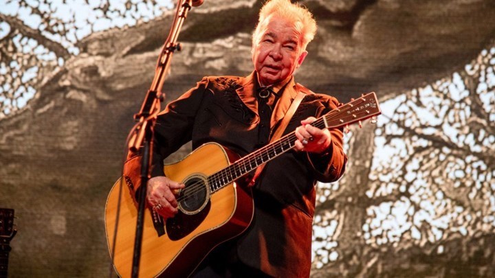 Πέθανε ο διάσημος τραγουδιστής John Prine από επιπλοκές λόγω κορονοϊού – ΒΙΝΤΕΟ