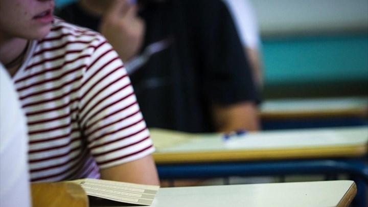 Πανελλαδικές εξετάσεις με ύλη Μαρτίου – Το σχέδιο του υπουργείου Παιδείας